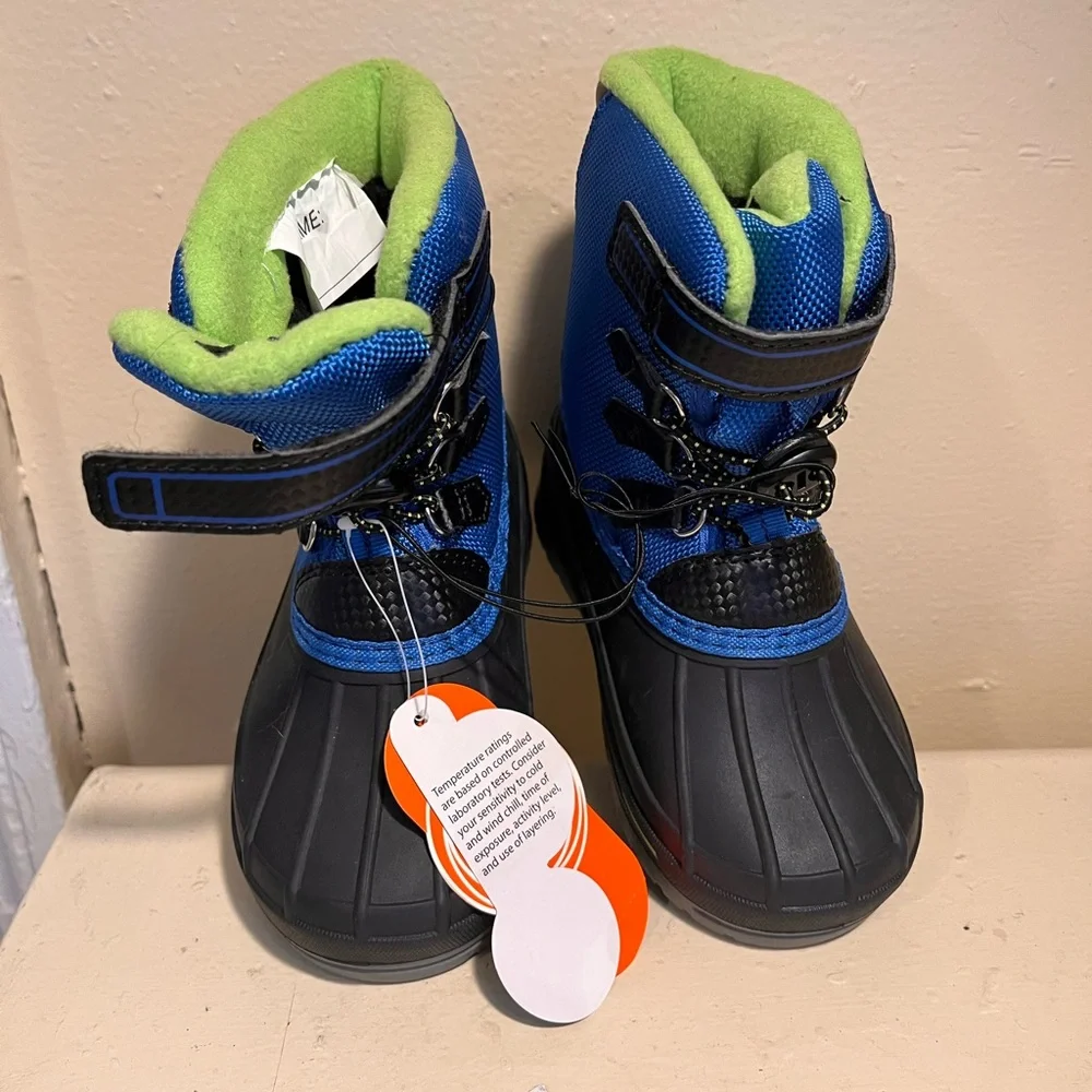 Cozy Blue and Green Kids Snow Boots
